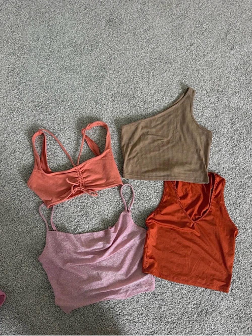 Bundle 4 pieces in M size